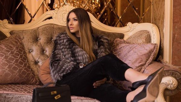 Dari Model Playboy ke Lapangan Hijau