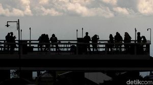 Warga Masih Abaikan Jaga Jarak di Tengah Pandemi Corona