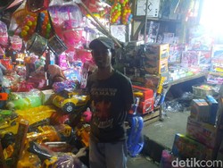 Cerita Pedagang Pasar Gembrong Jaktim Terdampak Corona: Jika Tutup Mau Makan Apa?