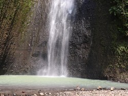 Konon Ini Air Terjun Tertinggi di Yogyakarta