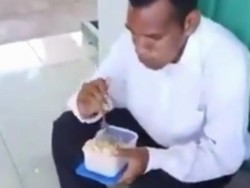 Kisah Yusuf Wonda, Makan Nasi-Tahu Lulus Jadi Prajurit TNI