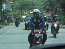 Tim Motor Siap Buru Warga Banyumas yang Ndableg Tak Pakai Masker