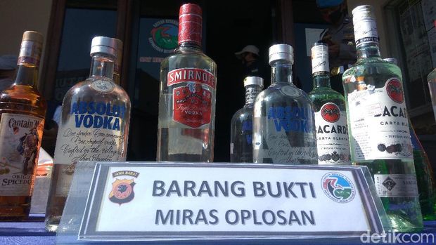 Polres bandung barat ungkap miras oplosan