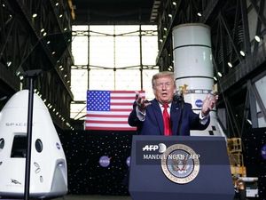 Misi Historis SpaceX-Nasa, Trump: Luar Biasa, Tak Ada yang Bisa Seperti Kita