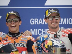 Crutchlow: Miller Mampu Kalahkan Marquez