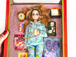 Kreasi Barbie Keren! Ada Tenaga Medis Sampai Tukang Meeting Zoom Kreasi Barbie Keren! Ada Tenaga Medis Sampai Tukang Meeting Zoom