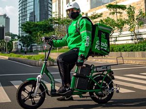 Cerita Bang Malvin Ketagihan Antar Orderan Pakai GrabWheels