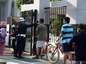 Pakai Sistem Buka-Tutup, Kawasan Ring Road GBK Dibatasi Maksimal 1.000 Orang Pakai Sistem Buka-Tutup, Kawasan Ring Road GBK Dibatasi Maksimal 1.000 Orang
