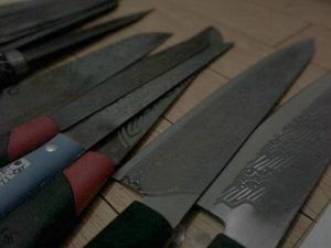 Oleh-oleh Unik Khas Bantul: Pisau Batik Oleh-oleh Unik Khas Bantul: Pisau Batik