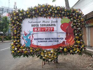 Hentikan Perang Dingin soal Mobil PCR, Gubernur Ucapkan HUT Kota Surabaya Hentikan Perang Dingin soal Mobil PCR, Gubernur Ucapkan HUT Kota Surabaya