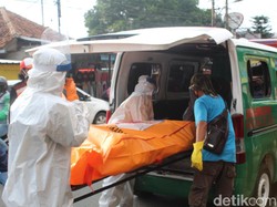 Jasad Perempuan Ditemukan Membusuk Terkunci di Kamar Kos