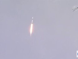 SpaceX Sukses Lesatkan Astronaut ke Antariksa, Amerika Bangga