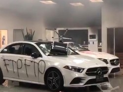 Dealer Mercedes-Benz Dirusak saat Demo Kematian George Floyd