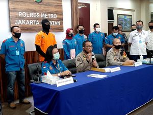 Dwi Sasono Ditangkap Dua Hari Setelah Lebaran Dwi Sasono Ditangkap Dua Hari Setelah Lebaran