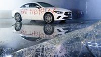 Dealer Mercedes-Benz Juga Dirusak Pendemo Kematian George Floyd