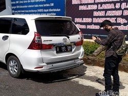 Live FB, Sopir Travel yang Angkut Pemudik ke Jakarta Dicegat Polisi