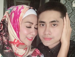 Venna Melinda Kenang Momen Jatuh dari Panggung-Patah Tulang saat Hamil