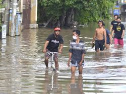 Kawasan Griya Anyar Bali Terendam Banjir Kawasan Griya Anyar Bali Terendam Banjir