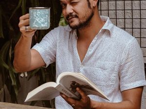 Dwi Sasono Akan Dipindahkan ke RSKO Besok untuk Rehabilitasi Dwi Sasono Akan Dipindahkan ke RSKO Besok untuk Rehabilitasi