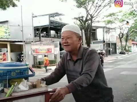 Hasanudin penjual cincau