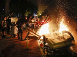 Video Massa Protes Kematian George Floyd di Gedung Putih Dipukul Mundur