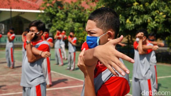 Selama PSBB, Anak Binaan Lapas Tangerang Tetap Rajin Olahraga Pagi