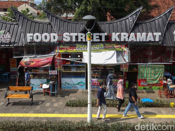 Food Street Kramat Mulai Semarak