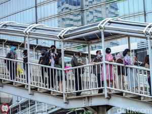 Copet yang Setahun Gentayangan di Halte TransJakarta Dibekuk!