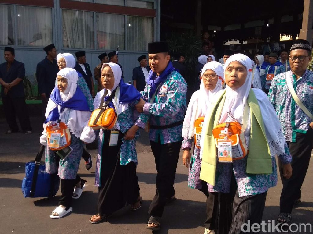 Daftar Jemaah Berhak Lunasi Biaya Haji 2023 di Brebes, Tegal dan Sekitarnya Daftar Jemaah Berhak Lunasi Biaya Haji 2023 di Brebes, Tegal dan Sekitarnya
