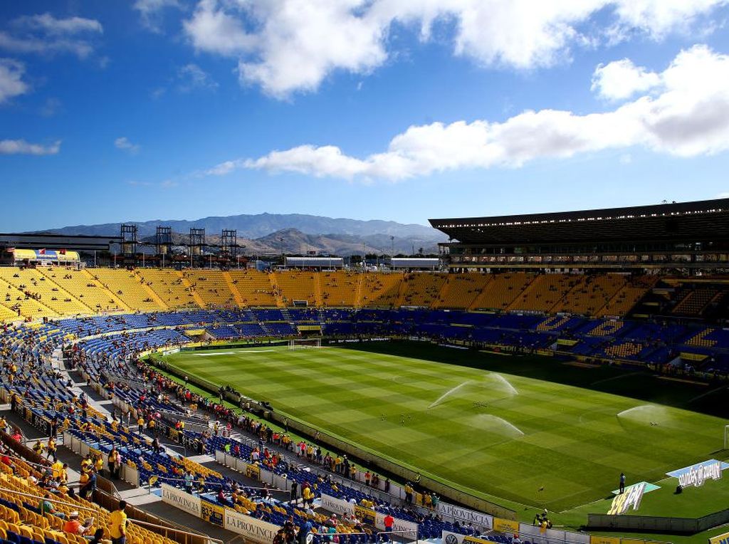 Laga Liga Spanyol Ini Bakal Aman Disaksikan Fans di Stadion? Laga Liga Spanyol Ini Bakal Aman Disaksikan Fans di Stadion?