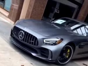 Rusuh Demo George Floyd, Dua Mobil Mercy Dijarah di Siang Bolong