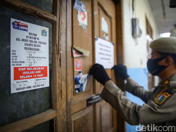 Usai Mudik, Rumah Warga Ditempel Stiker Wajib Isolasi Mandiri