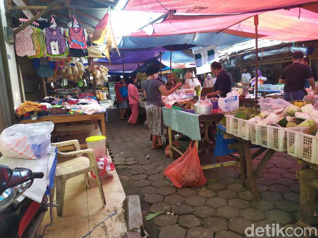 Pasca Tes Swab Corona ke Pedagang, Pasar Kedip Kebayoran Lama Tetap Dibuka