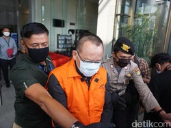 Melihat Lagi Kasus Dugaan Dagang Keadilan yang Jerat Nurhadi