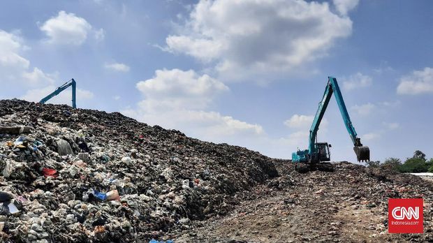 Sampah Tpa Cipeucang Serpong Longsor Bau Makin Menyengat