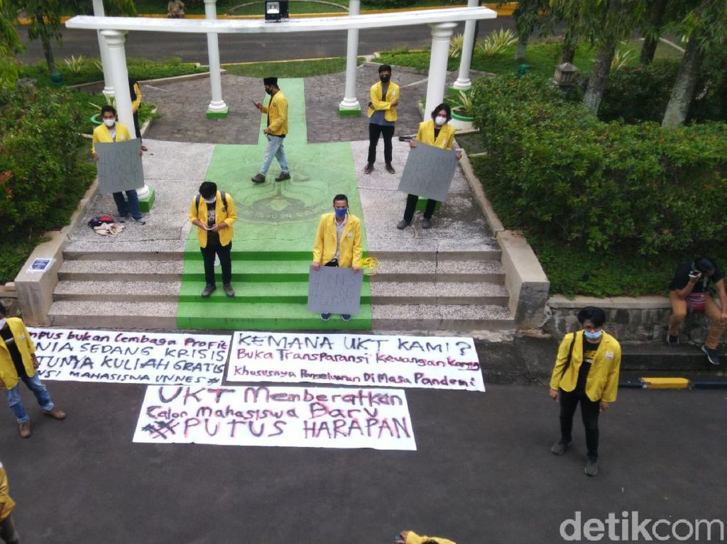 Mahasiswa Unnes Demo Minta UKT Dikembalikan untuk Ringankan Beban Saat Pandemi