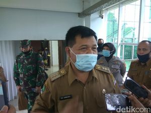 Bupati Bandung Barat Akan Tes Swab Kedua Bupati Bandung Barat Akan Tes Swab Kedua