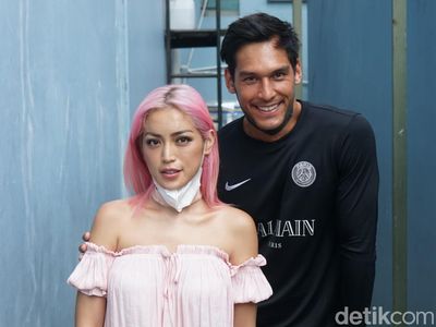 Ikhlas Pernikahan Ditunda, Jessica Iskandar Sempat Stres