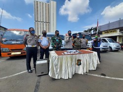 13 Travel Gelap Hendak Masuk Depok Diamankan Petugas Selama Hampir Sepekan