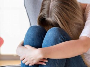 Social Distancing Selama Pandemi Corona Picu Lebih Banyak Kasus Bunuh Diri?