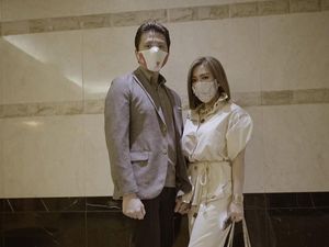 Gaya Syahrini Pakai Tas Rp 2 Miliar, Cuma Ada Satu di Indonesia