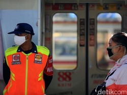 Waspada, Pengguna KRL Hari Ini Diprediksi Mencapai 420 Ribu Orang