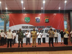 3 Pilar Jakbar Bahas SOP di Tempat Keramaian Jelang Penerapan New Normal