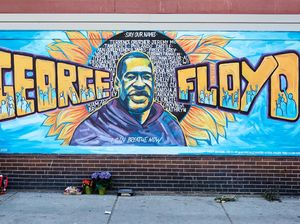 Tembok-tembok Kota di Seluruh Dunia Beri Penghormatan pada George Floyd