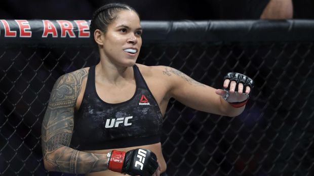 LAS VEGAS, NEVADA - DECEMBER 14: UFC women's bantamweight champion Amanda Nunes prepares for a title defense against Germaine de Ranamie during UFC 245 at T-Mobile Arena on December 14, 2019 in Las Vegas, Nevada. Nunes retained her title by unanimous decision.   Steve Marcus/Getty Images/AFP