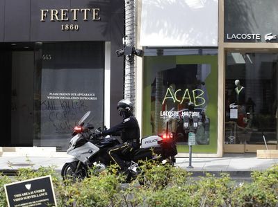 Gara-gara Demo, Butik Mewah di Beverly Hills Ini Tutup