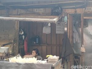 Pedagang Pasar di Blitar Tolak Skema Ganjil Genap Tahapan New Normal