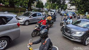 Bundaran Pondok Indah Terpantau Ramai Lancar