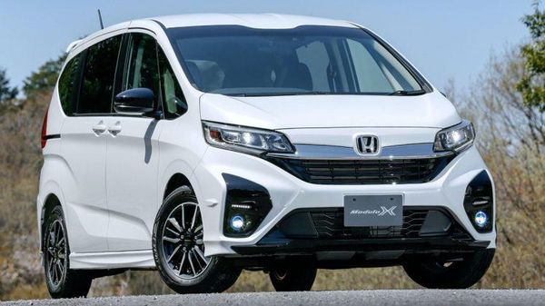 Tampang Honda Freed Baru yang Makin Agresif