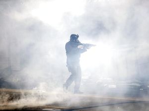 Hakim AS Perintahkan Polisi Seattle Setop Penggunaan Gas Air Mata Selama Demo Hakim AS Perintahkan Polisi Seattle Setop Penggunaan Gas Air Mata Selama Demo